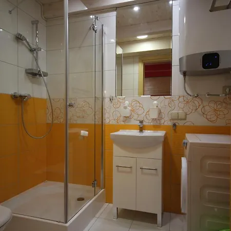 Pod Lasem Blisko Morza 슈투토보