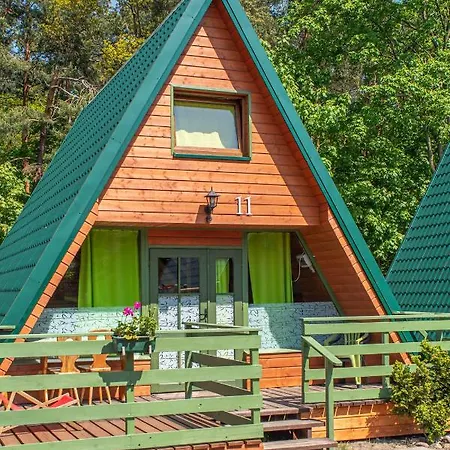 Pod Lasem Blisko Morza * 슈투토보