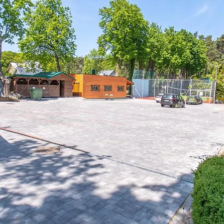 Lodge Pod Lasem Blisko Morza *