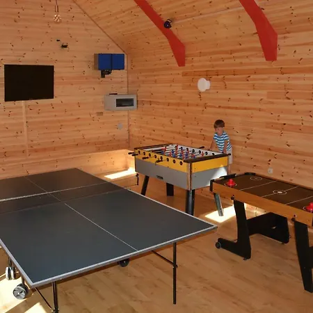 Pod Lasem Blisko Morza *