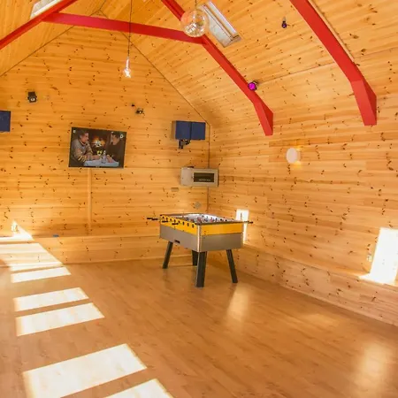 Pod Lasem Blisko Morza Lodge *