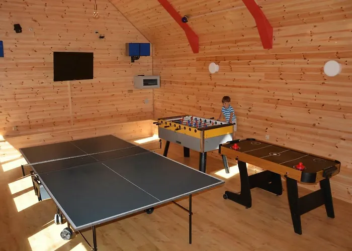 Pod Lasem Blisko Morza *