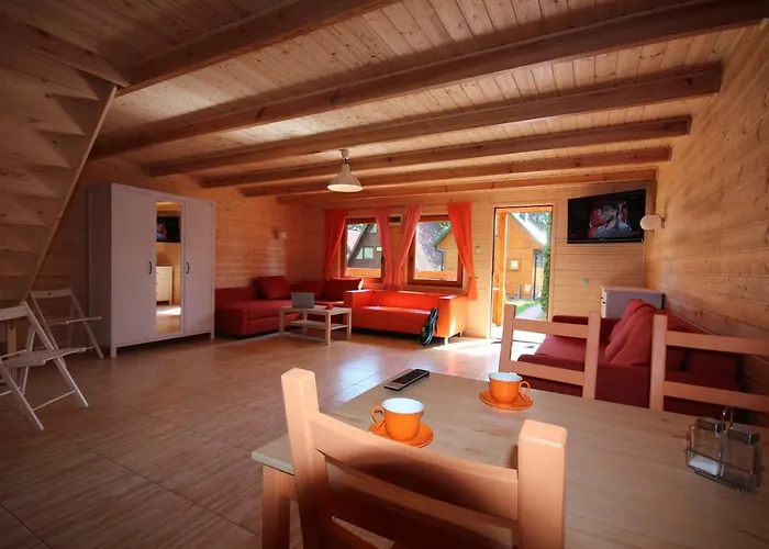 Lodge Pod Lasem Blisko Morza