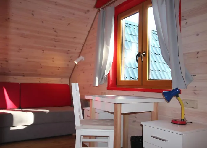 Pod Lasem Blisko Morza *